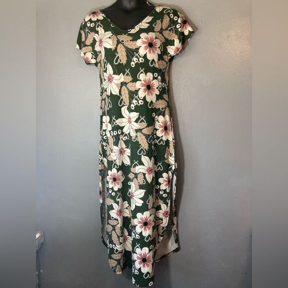 Dresses & Skirts - Green floral short sleeve Side Slit maxi Dress